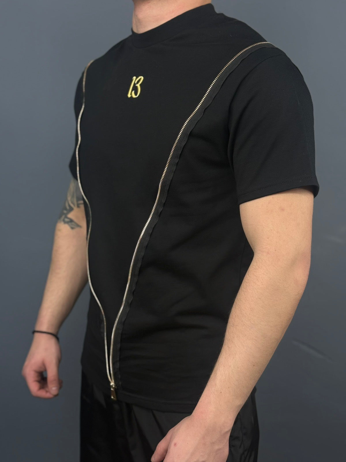 13 UNLUCKY - Golden Zipper V