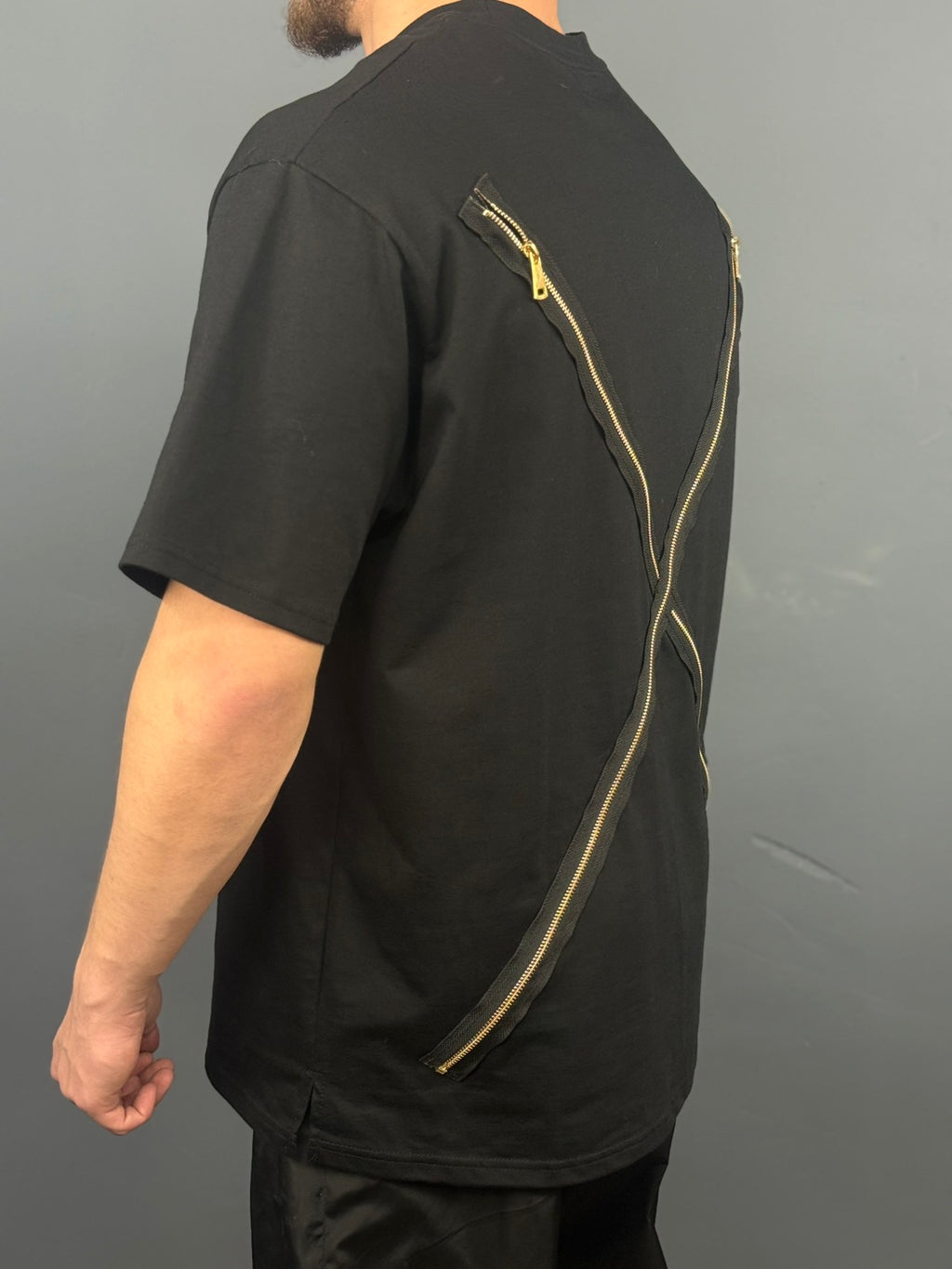 13 UNLUCKY - Golden Zipper X