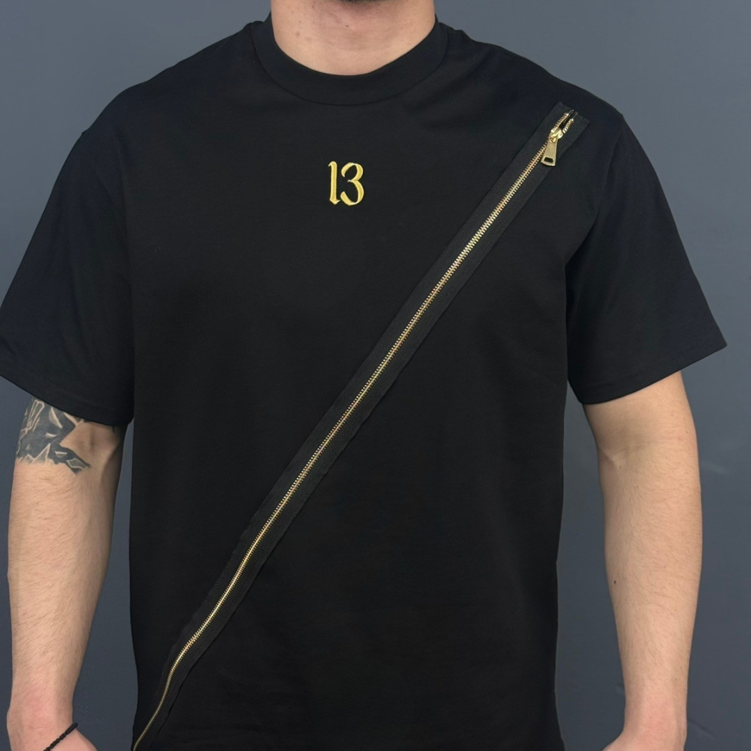 13 UNLUCKY - Golden Zipper /
